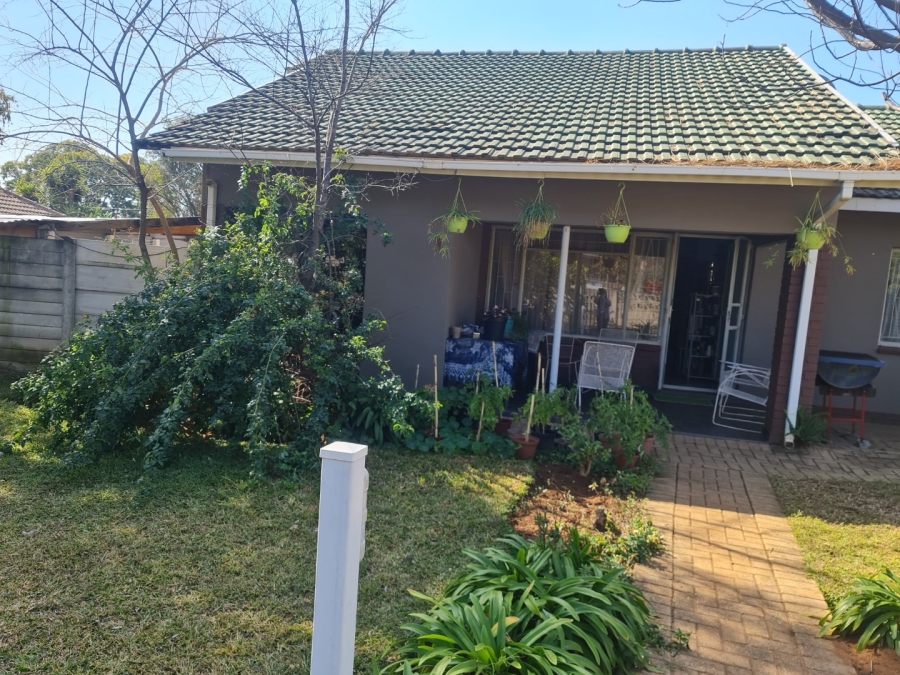 3 Bedroom Property for Sale in Protea Park North West